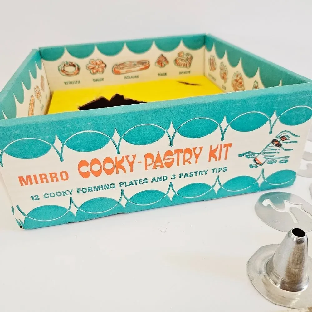 Vintage '70s Mirro Complete Aluminum Cookie-Pastry Press 16 Piece Kit - In Box